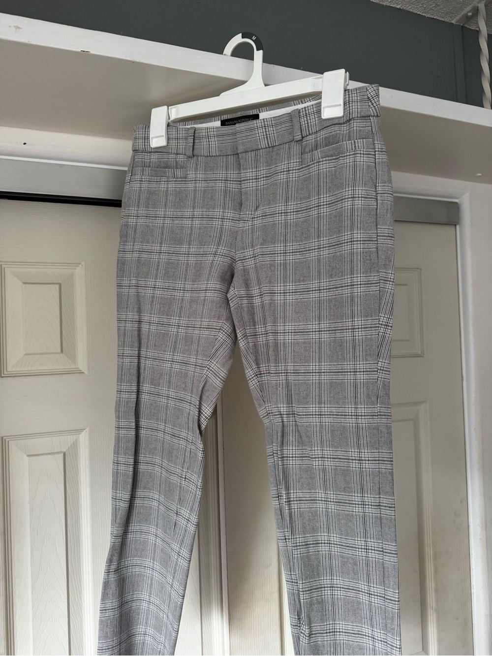 Banana Republic Gray Plaid Men’s Dress Pants